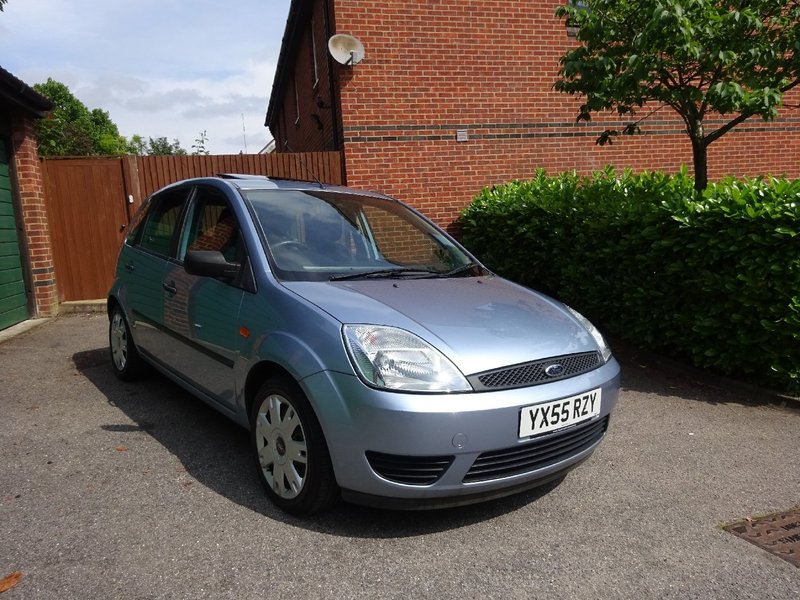 View FORD FIESTA 1.6 Style 5 Door Automatic
