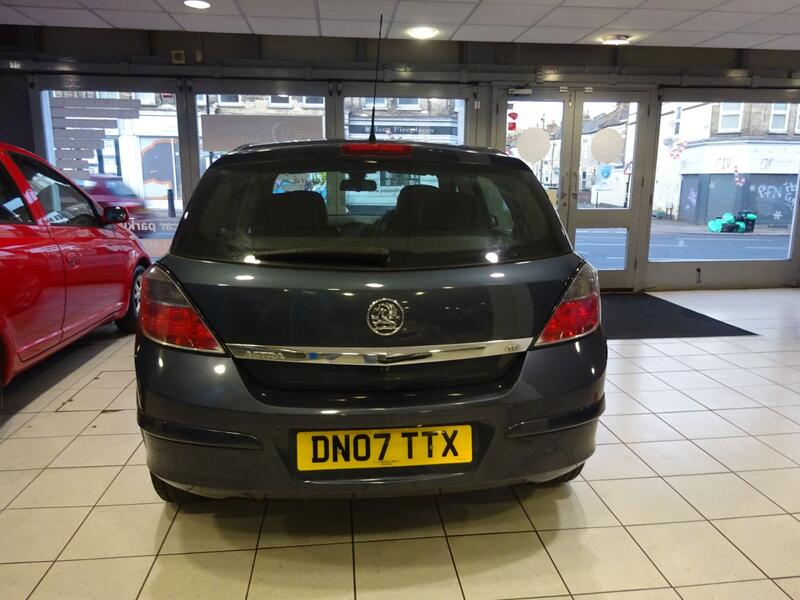 VAUXHALL ASTRA