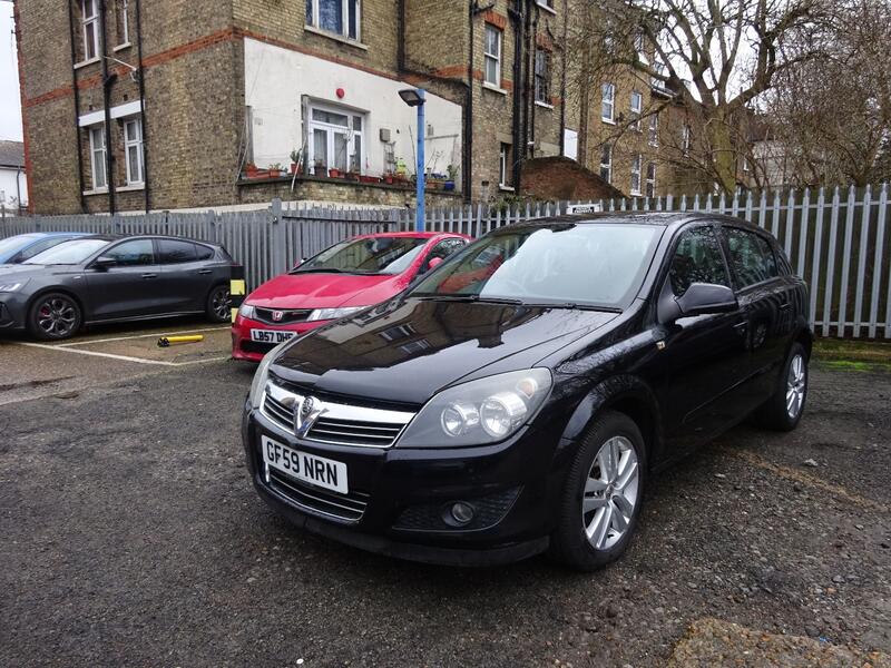 View VAUXHALL ASTRA 1.4 i 16v SXi 