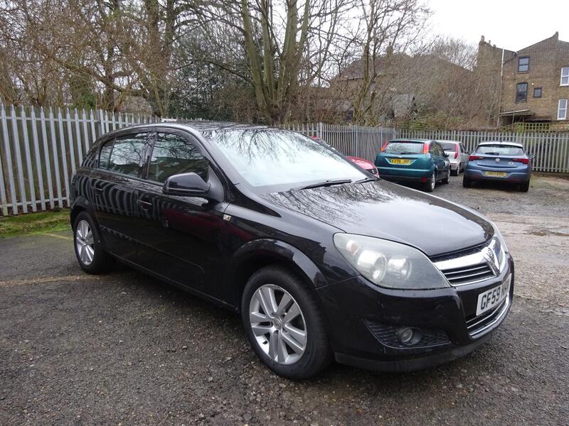 View VAUXHALL ASTRA 1.4 i 16v SXi 