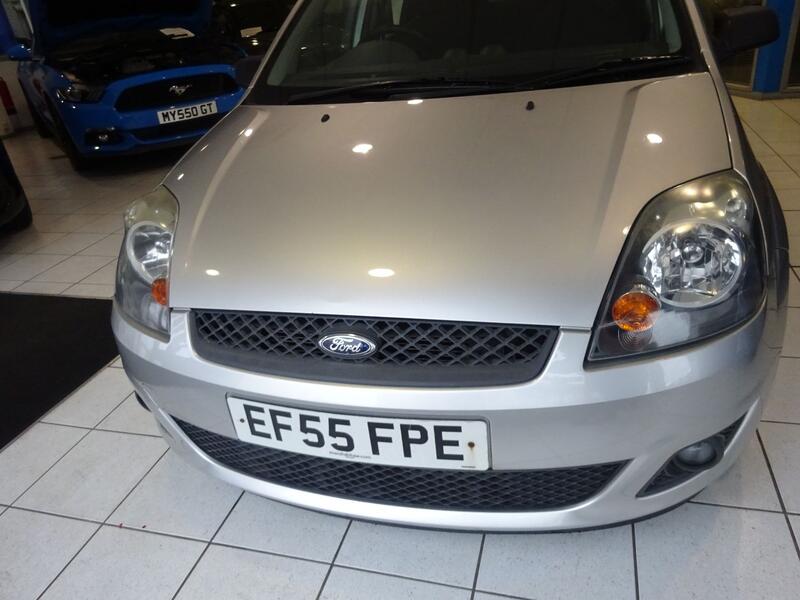 View FORD FIESTA 1.3 Zetec Climate 