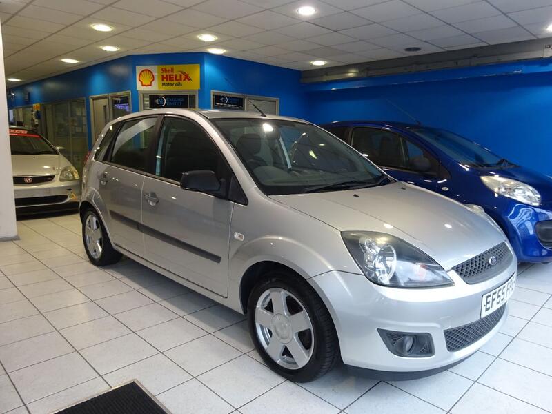 View FORD FIESTA 1.3 Zetec Climate 