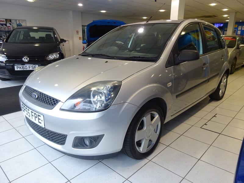 View FORD FIESTA 1.3 Zetec Climate 