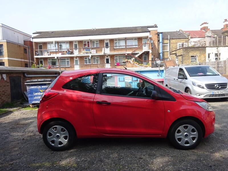 FORD KA