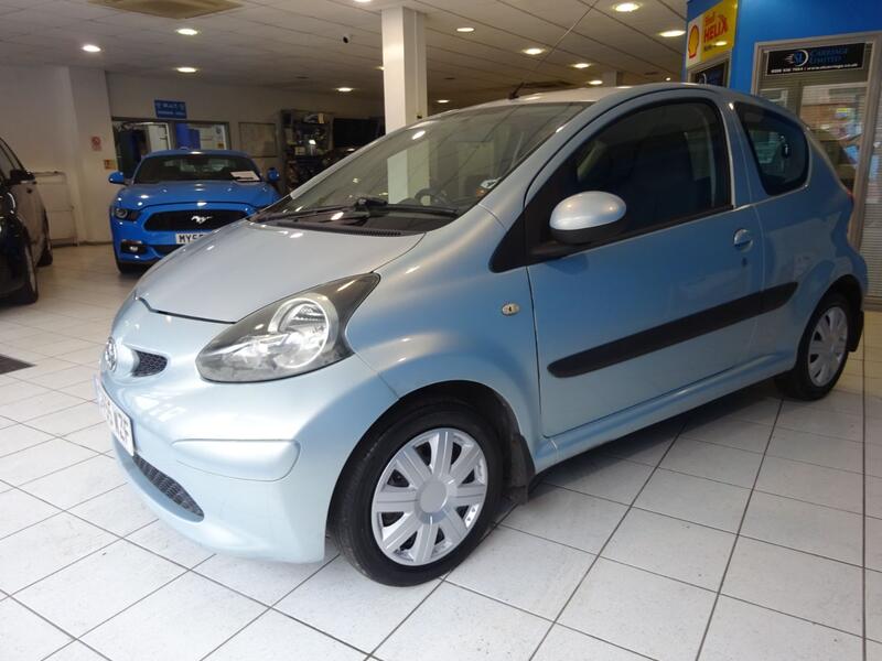 View TOYOTA AYGO 1.0 VVT-i +