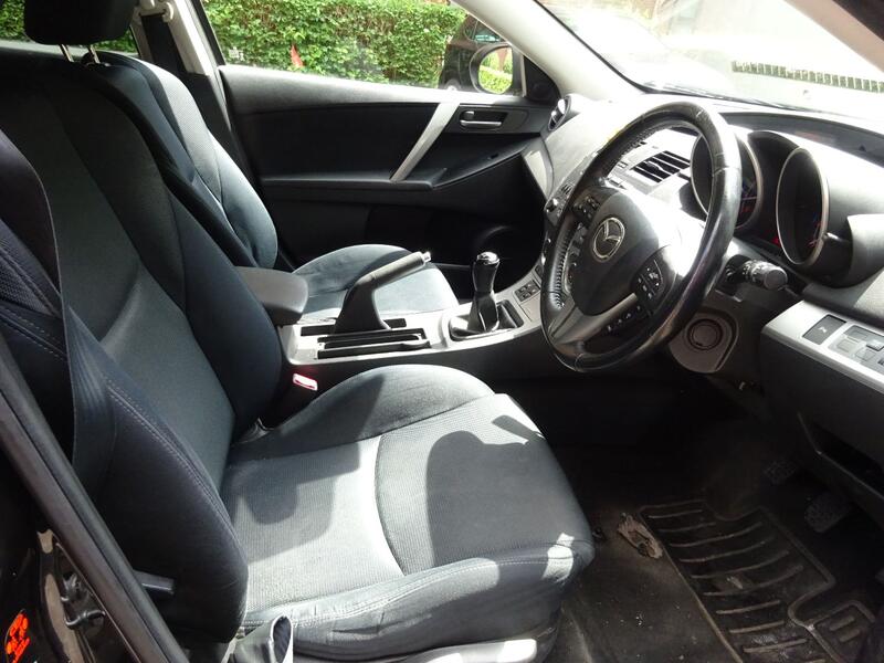MAZDA MAZDA3