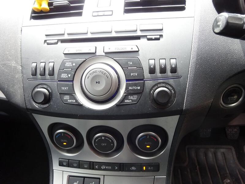 MAZDA MAZDA3