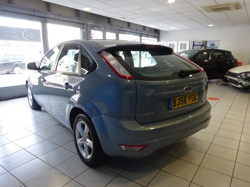 FORD FOCUS