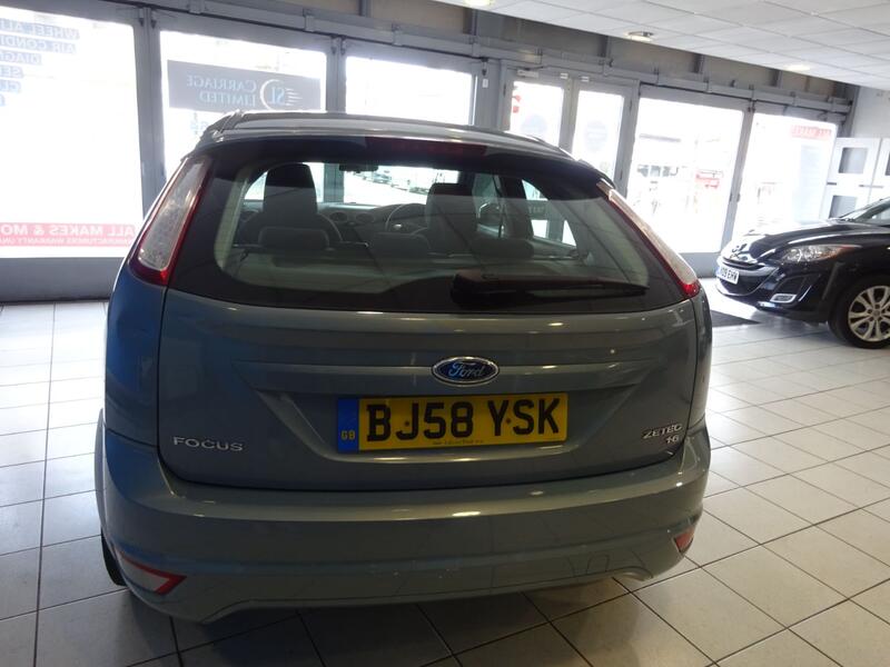 FORD FOCUS