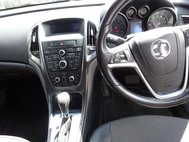VAUXHALL ASTRA