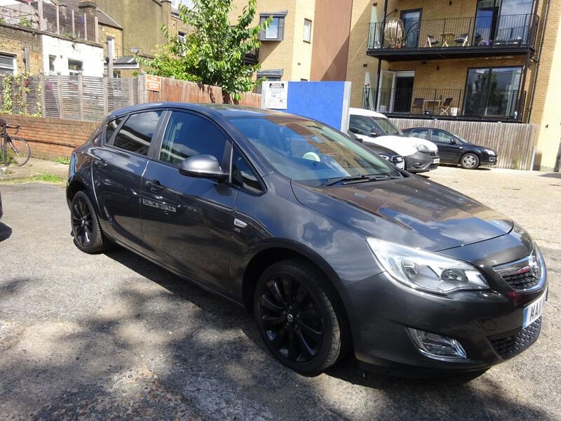 VAUXHALL ASTRA