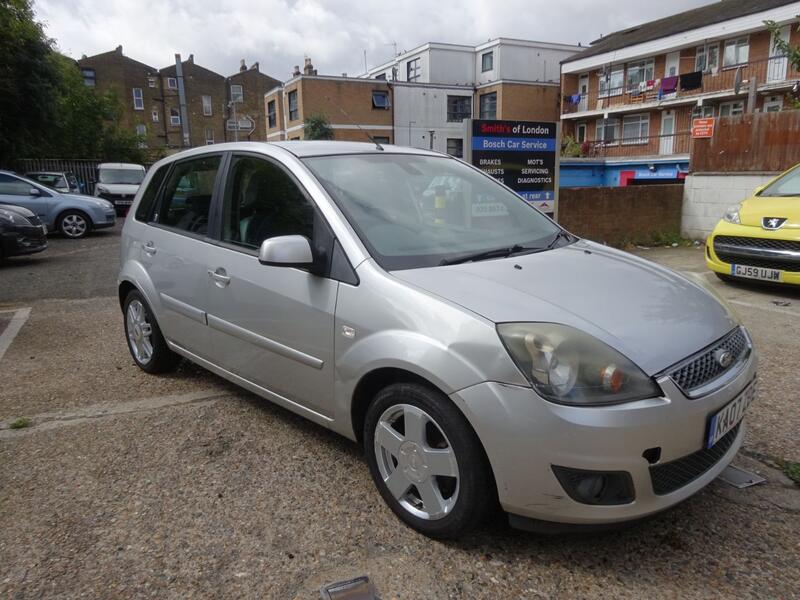 View FORD FIESTA 1.6 Ghia