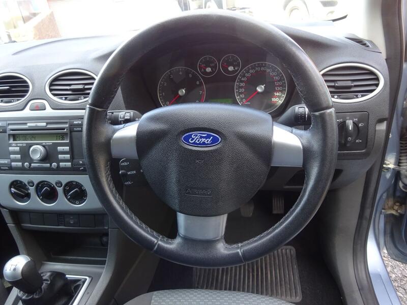 FORD FOCUS