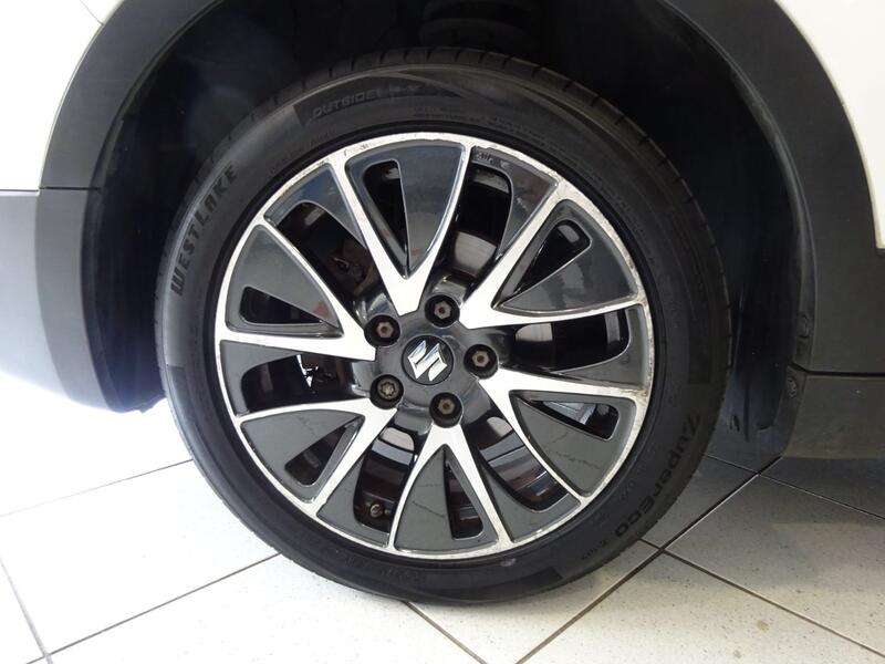 SUZUKI SX4 S-CROSS