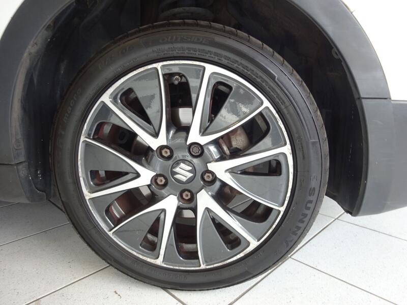 SUZUKI SX4 S-CROSS