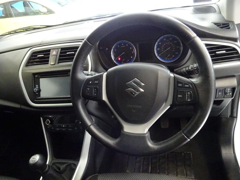 SUZUKI SX4 S-CROSS
