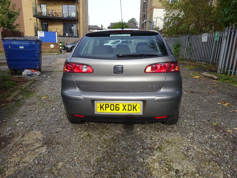 SEAT IBIZA