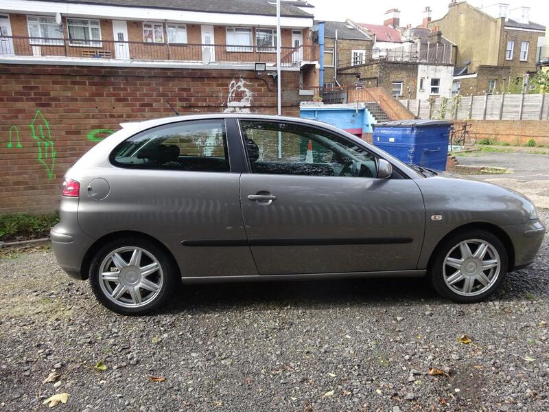 SEAT IBIZA