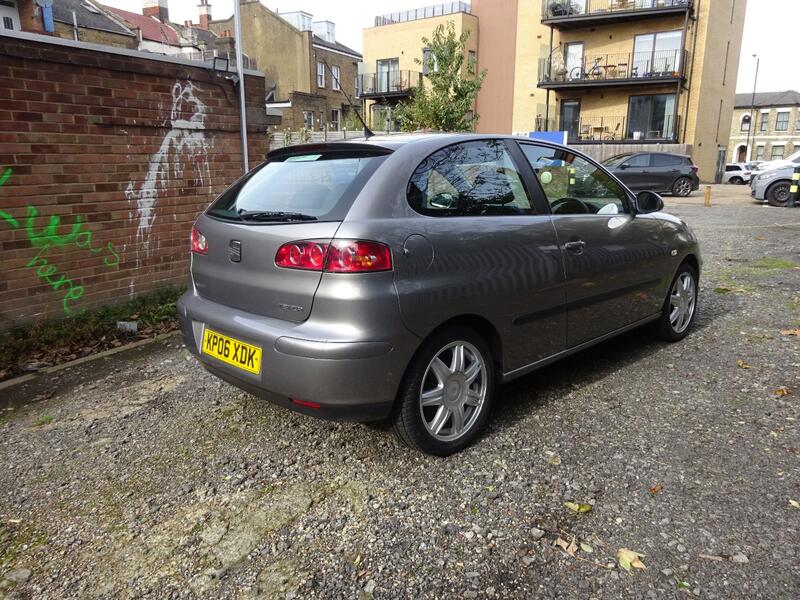 SEAT IBIZA