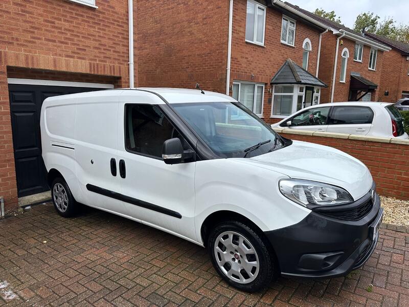 View FIAT DOBLO 1.4 New Doblo Cargo Maxi Cargo 1.4 95