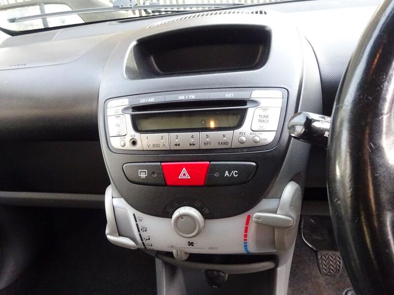TOYOTA AYGO