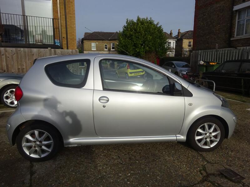 TOYOTA AYGO