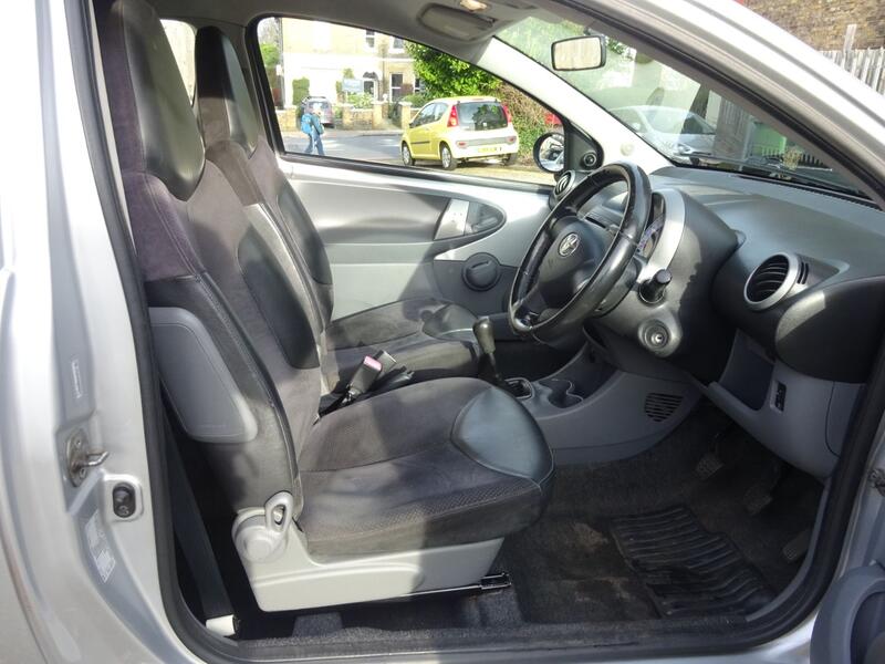 TOYOTA AYGO