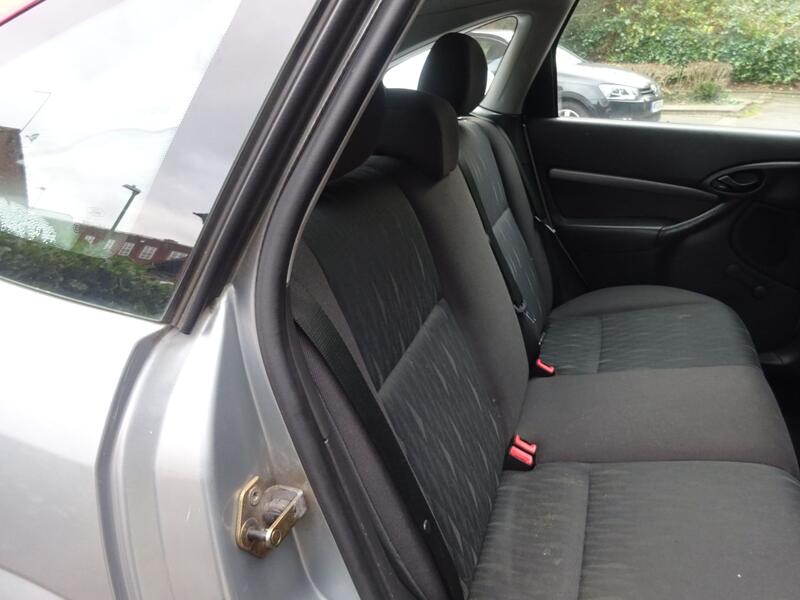 FORD FOCUS