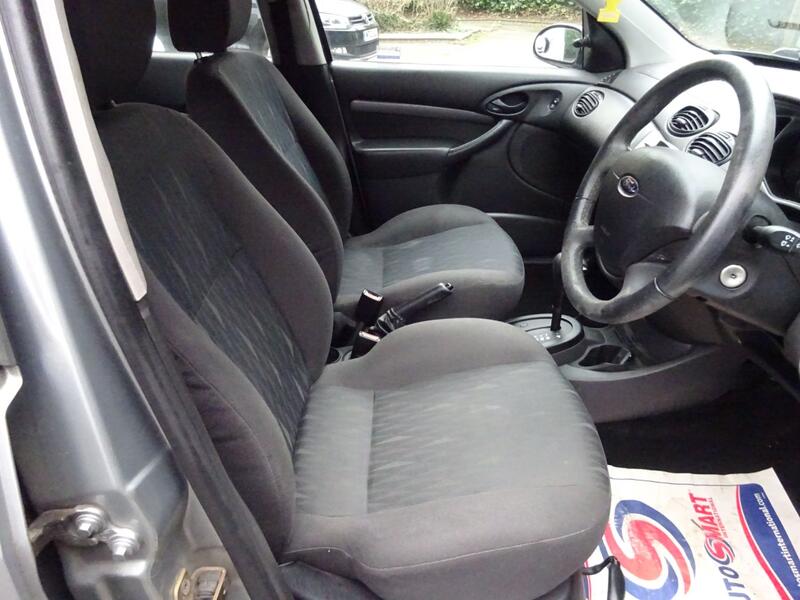 FORD FOCUS