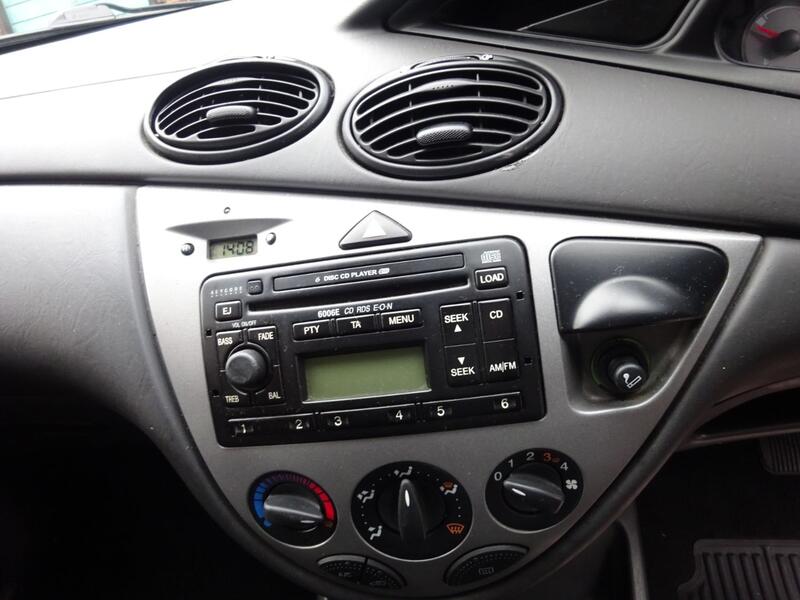 FORD FOCUS