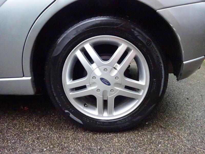 FORD FOCUS
