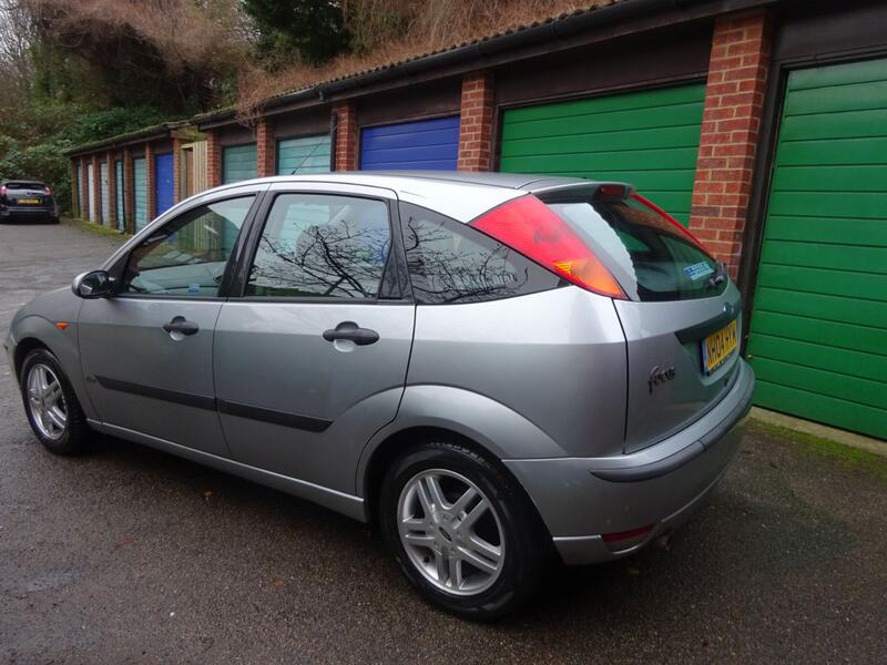 FORD FOCUS