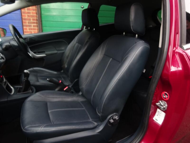 FORD FIESTA