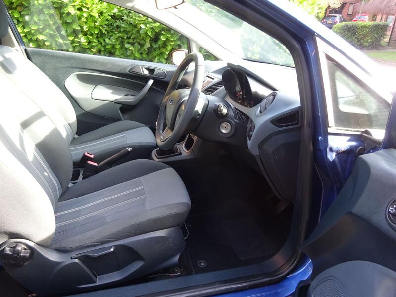 FORD FIESTA