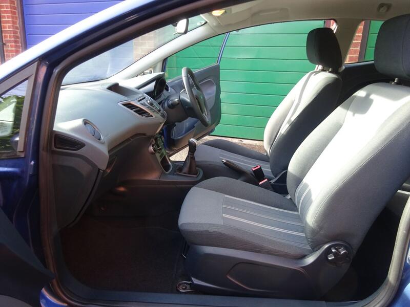 FORD FIESTA