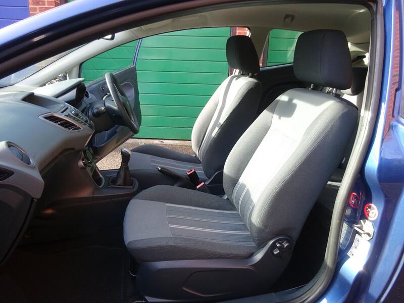 FORD FIESTA