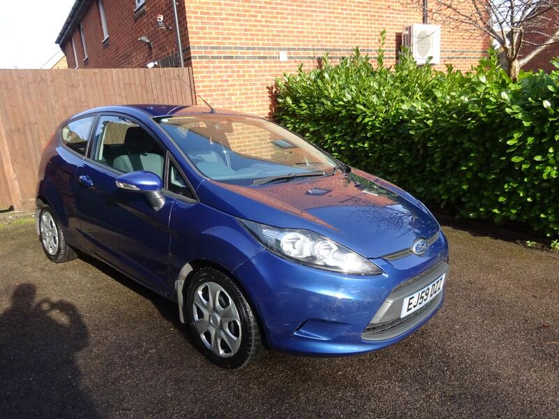 View FORD FIESTA 1.25 Edge