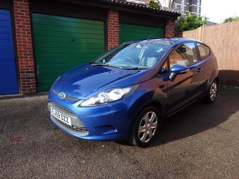 View FORD FIESTA 1.25 Edge