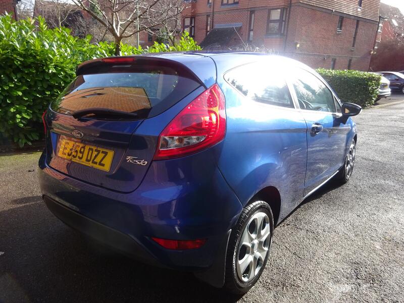 FORD FIESTA