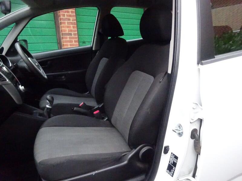 KIA VENGA