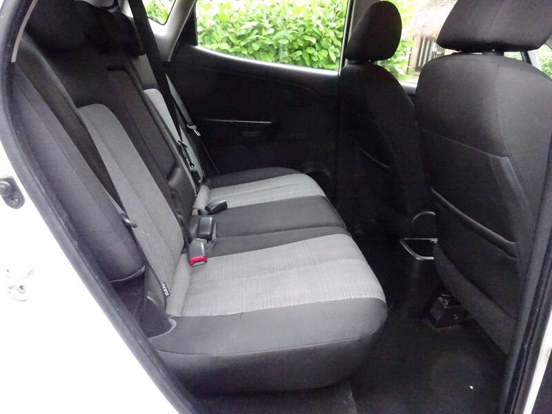 KIA VENGA