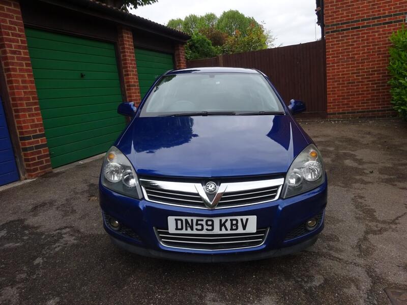 View VAUXHALL ASTRA 1.6 i 16v SXi