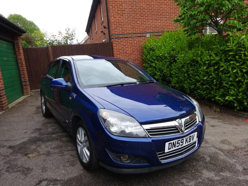 View VAUXHALL ASTRA 1.6 i 16v SXi