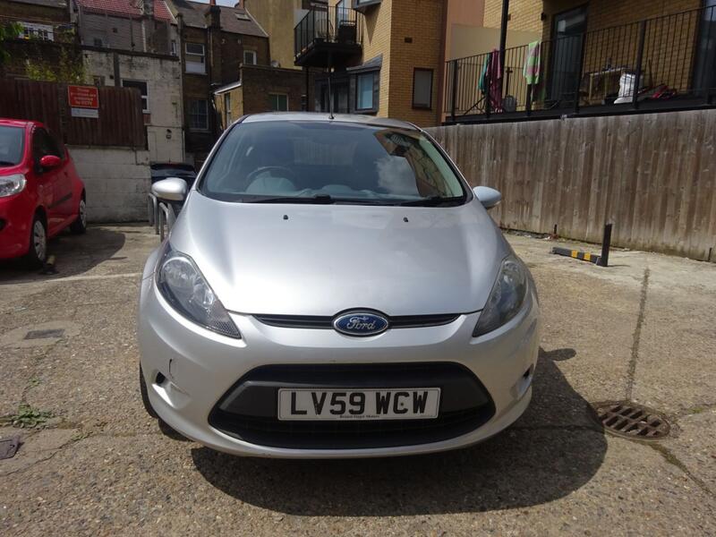 View FORD FIESTA 1.3 Edge