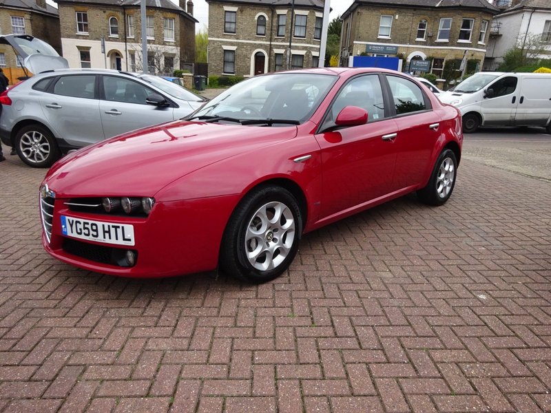 View ALFA ROMEO 159 159 Turismo 8V 1.9 JTDM 4 Door Saloon