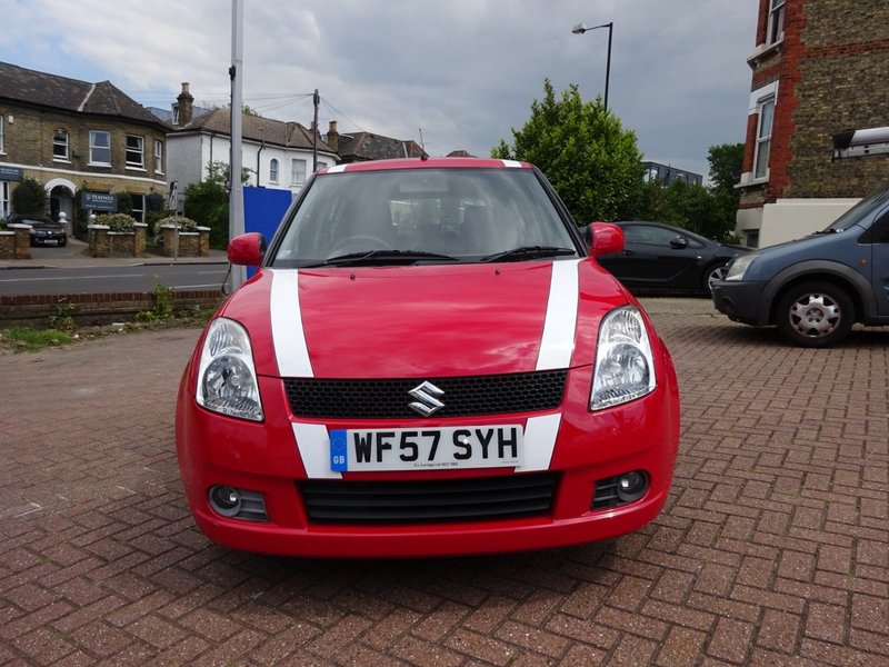 View SUZUKI SWIFT 1.5 GLX 5 Door