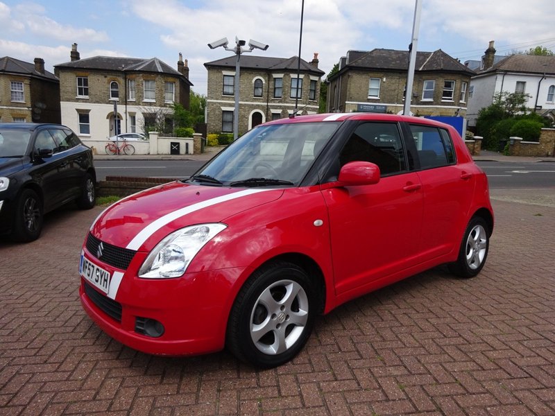 View SUZUKI SWIFT 1.5 GLX 5 Door