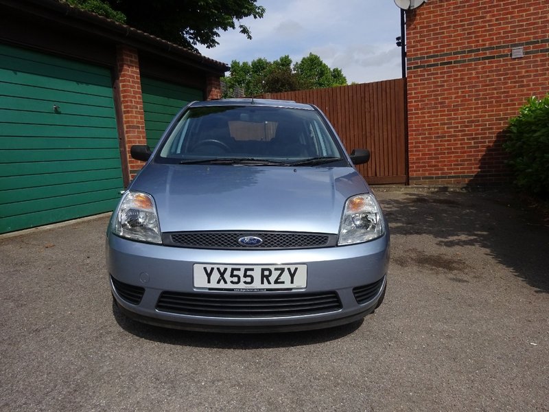 View FORD FIESTA 1.6 Style 5 Door Automatic