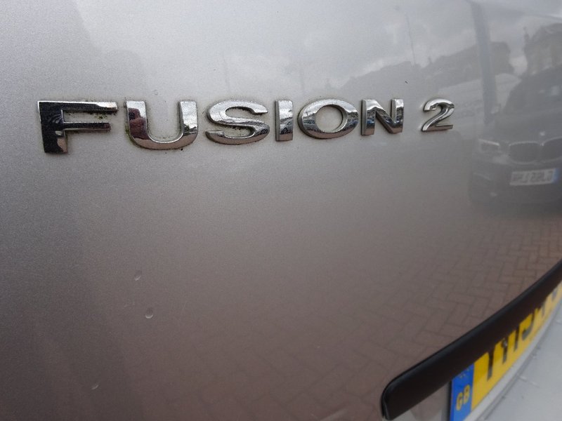 FORD FUSION