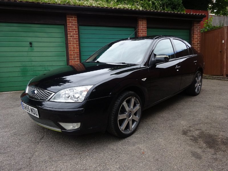 FORD MONDEO